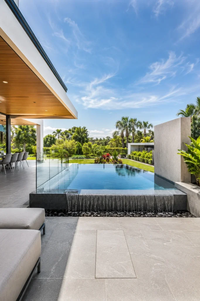 Infinity-Edge Mini Pool for a Sleek Look